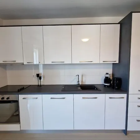 Maison d'hôtes Amra In For Max 27 Persons Poreč