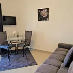 Amra In For Max 27 Persons Hotel 3*