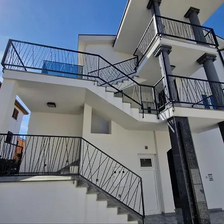 Amra In For Max 27 Persons 3* Poreč