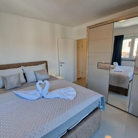 Amra In For Max 27 Persons 3*