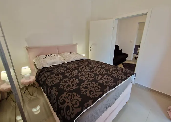 Amra In For Max 27 Persons 3* Poreč