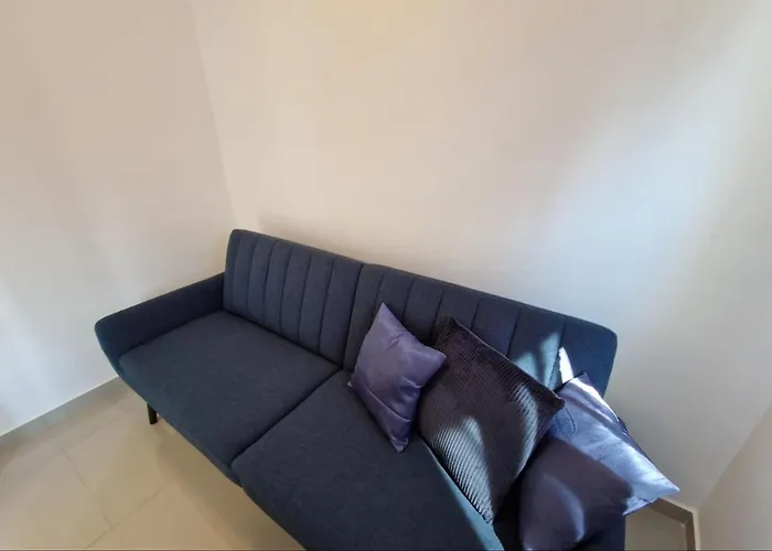 Otel Amra In For Max 27 Persons Poreč