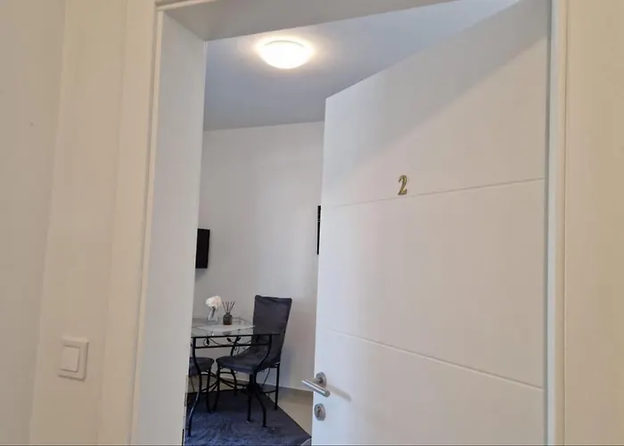 Amra In For Max 27 Persons Porec