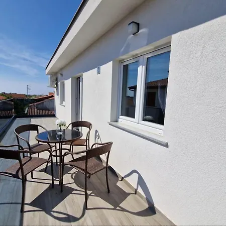 Amra In For Max 27 Persons 3*