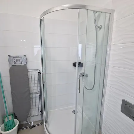 Amra In For Max 27 Persons Porec