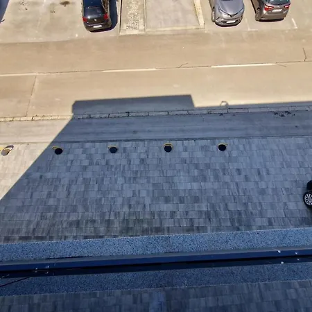 Hotel Amra In For Max 27 Persons 3*